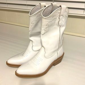 Steve Madden White Heeled Boots